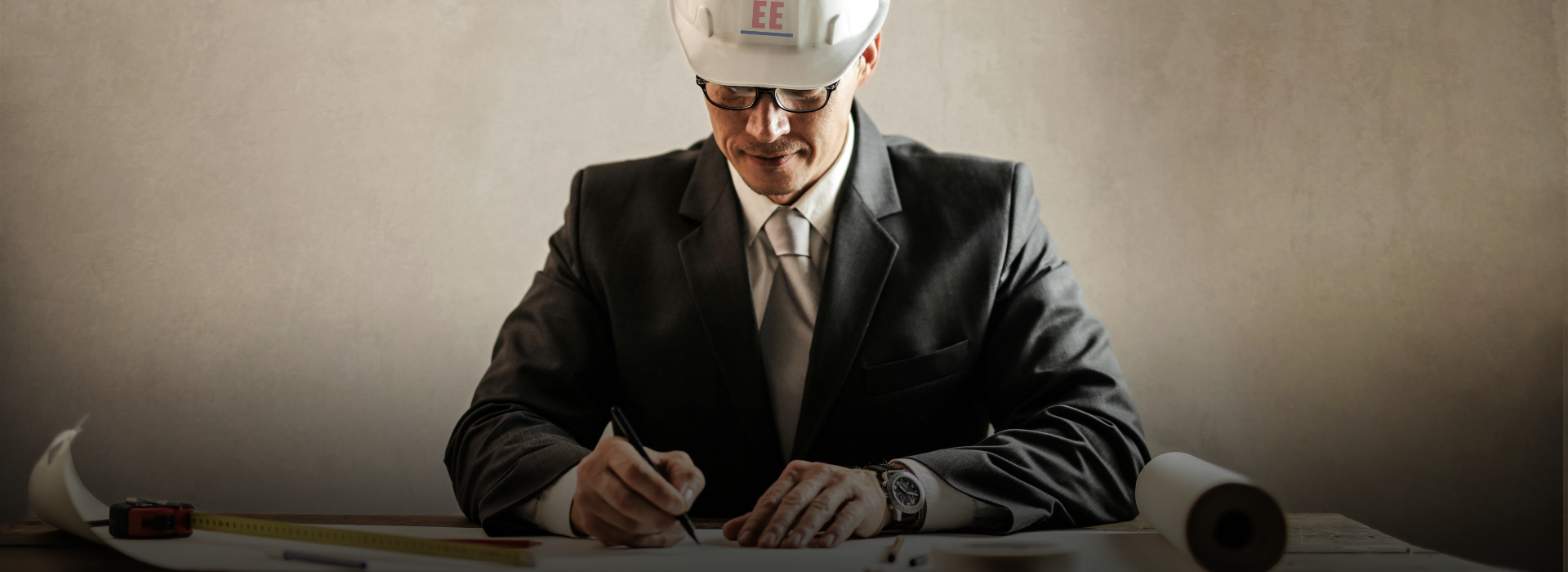 Kokonaisvaltainen sähkösuunnittelu uudis- ja saneerauskohteisiin